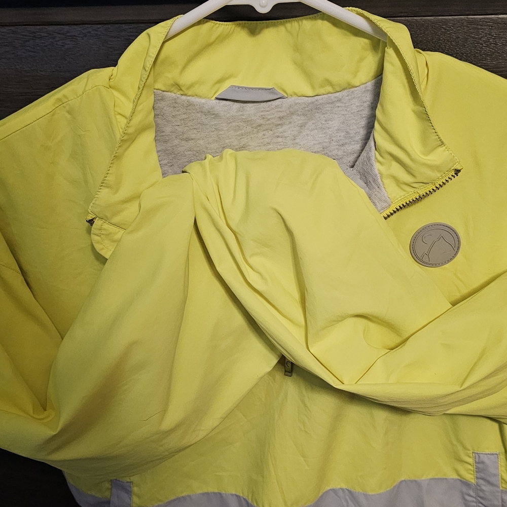 Zyia girls pullover windbreaker